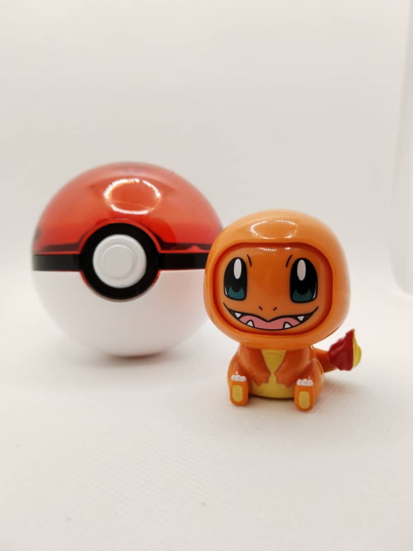 Charmander cambia expresion
