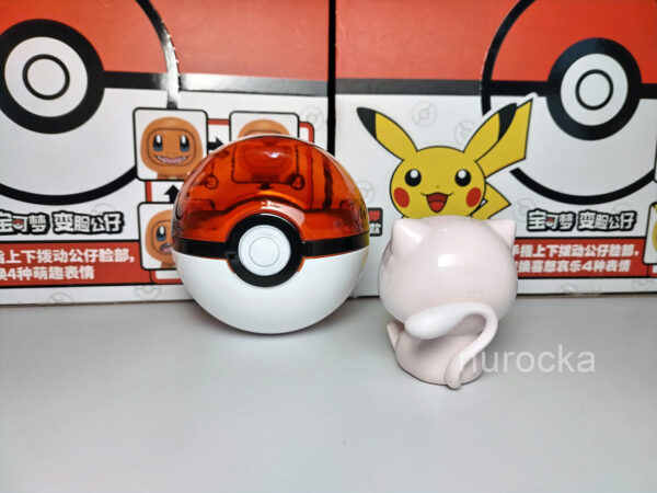 Mew cambia expresiones