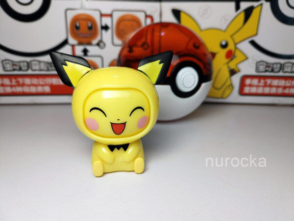 Pichu cambia expresion